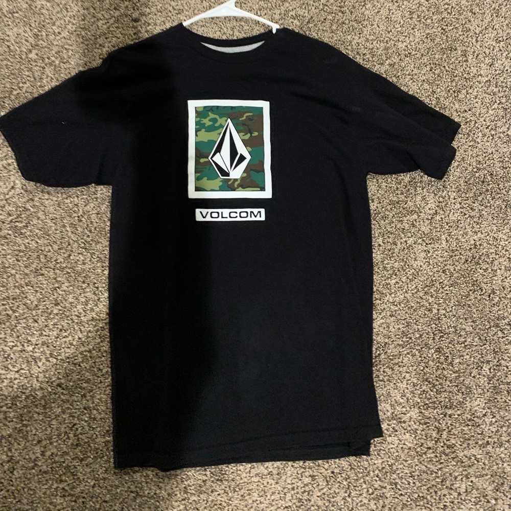Short sleeve shirt